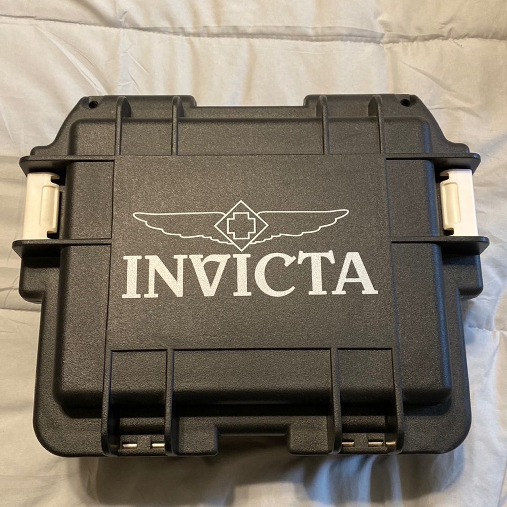 Invicta 3 Slot Watch Case (Black)Hard Impact Box
